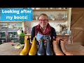 How to feed rubber boots naturally so that they last for a good long time