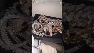 Rapper 6Ix9Ine Shows Over 3 Million Dollars In Jewelry On A Private Plane