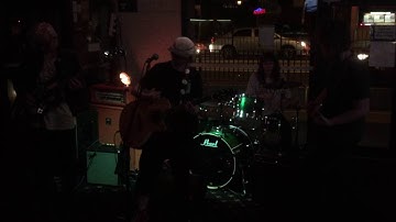 ANTONIA & THE LAZY SUSANS - The Bald Faced Stag (Front Bar)