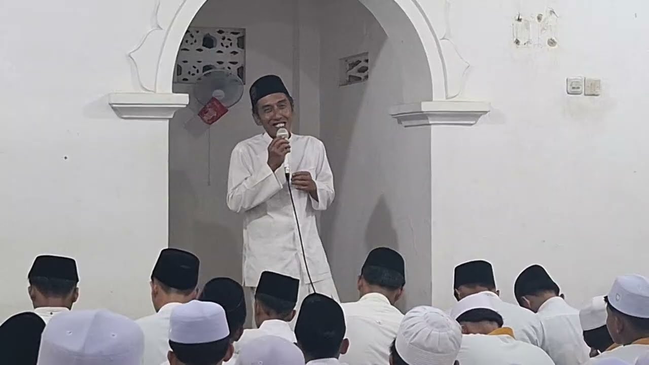 Tausyiah Dewan Pengasuh Pondok Pesantren Annuqayah Latee; KH. Ainul Yaqin