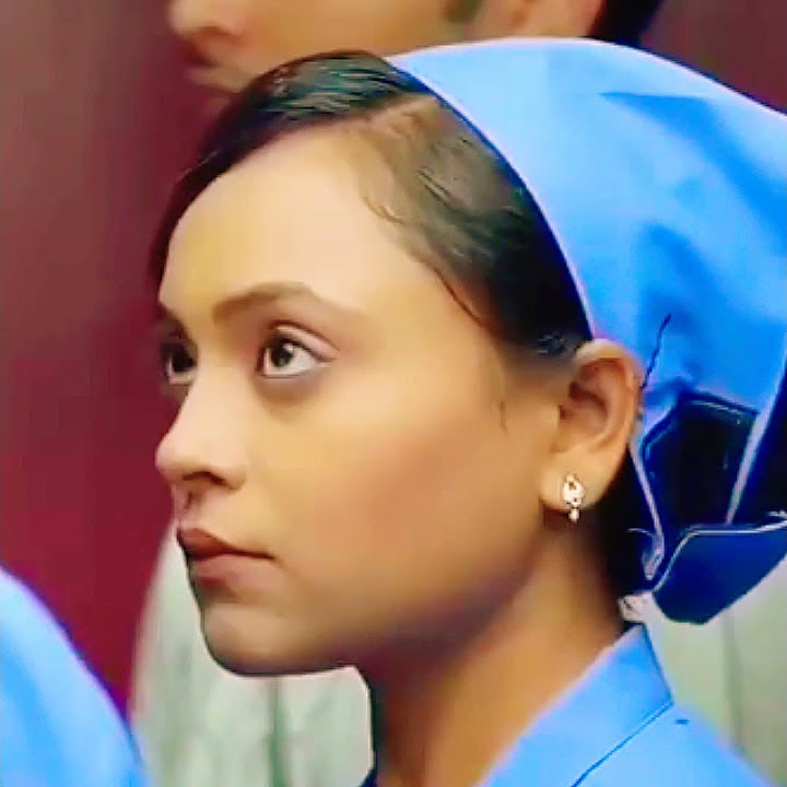 hot sexy girl in the lift // boom touching scene // #shorts #ytindia #ytshorts #shortvideo #trending