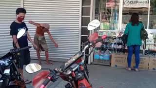 Video Orang Gila Bikin Ngakak Pas Untuk Story WA Lucu