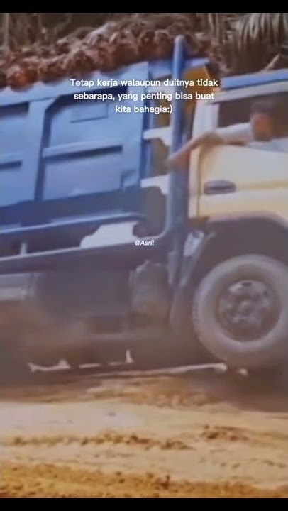 detik detik truk terguling