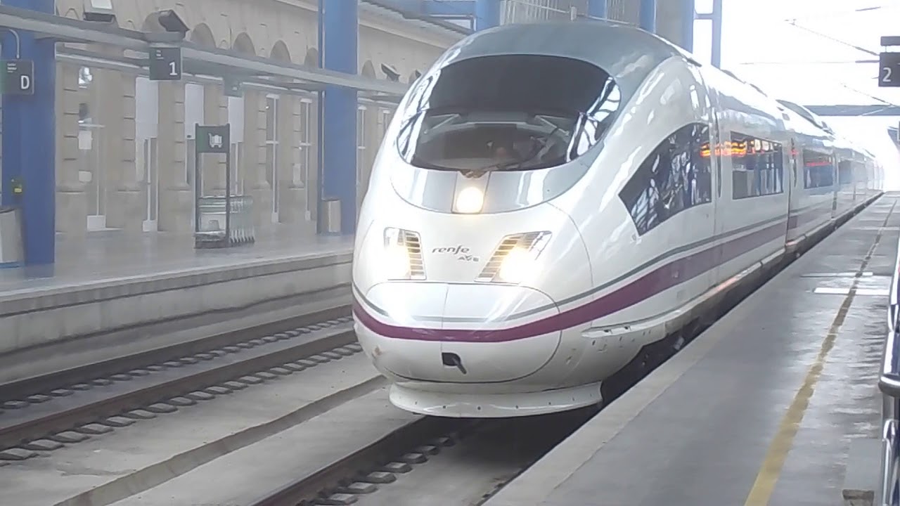 S103 RENFE AVE S103 saliendo de Lleida Pirineus - YouTube