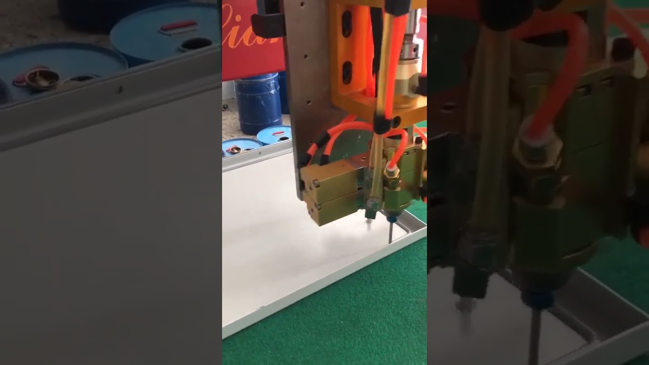 Waterproof box PU foam dispensing machine