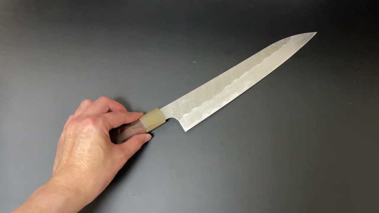 二唐 Nigara 筋引包丁260mm SGSTRIX 槌目 水牛紫檀八角柄 - YouTube