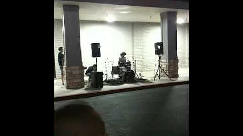 Ricardo Godinez Drum Off