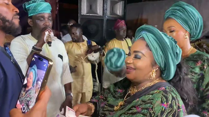 HONEYGLOW CEO MADE MONEY RAIN ON WASIU ALABI PASUMA AT MAMA RAINBOW 80TH BIRTHDAY PARTY