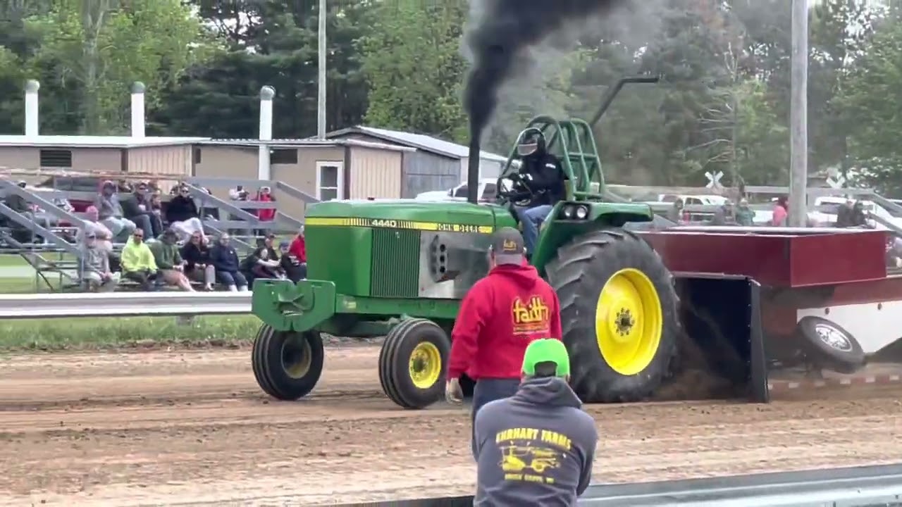 Tobacco Town Test and Tune Tractor and Truck Pull Rock River Thresheree