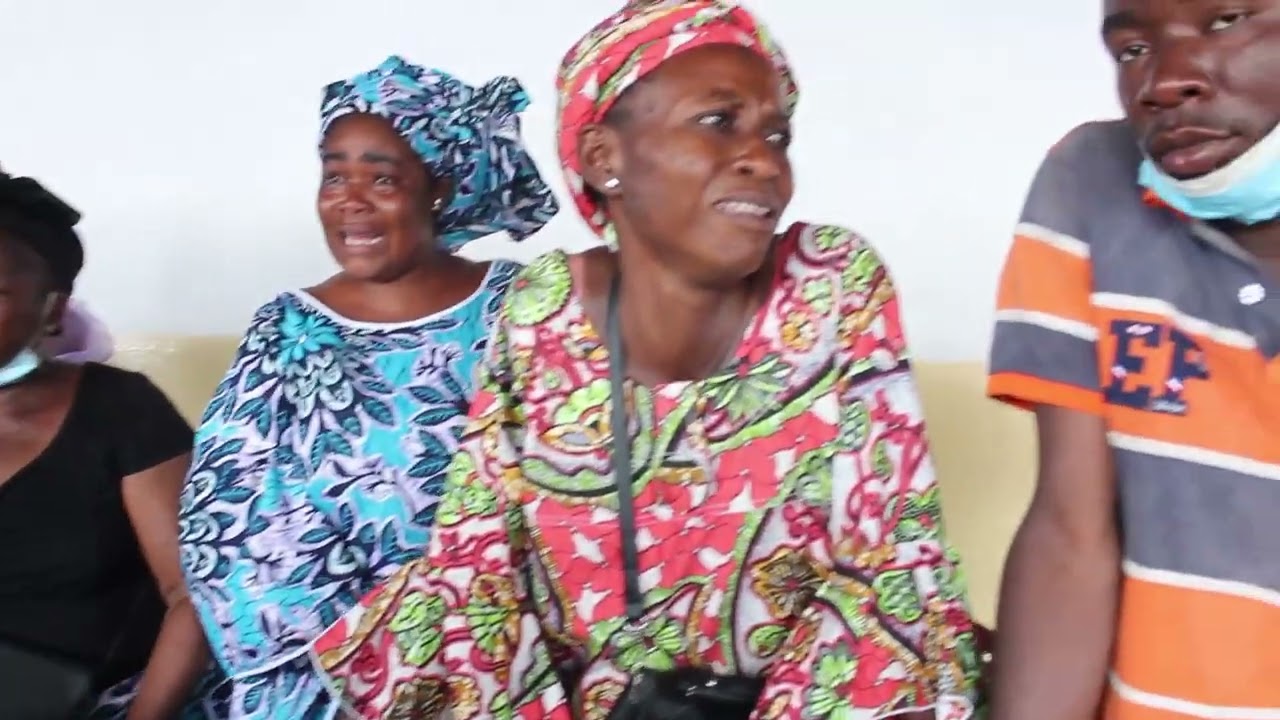 Les Obsèques de Bois Sacré 2