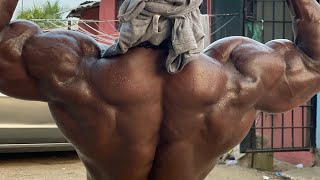 @Leerodmerchant  shoulder Workout for bigger front delt