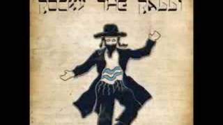 Video thumbnail of "Rocky The Rabbi -Ma Nishtana"