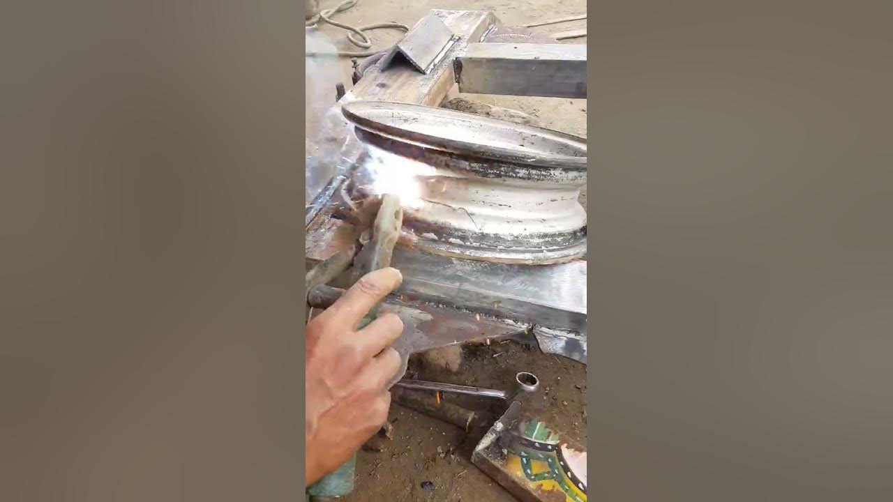 rim welding method - YouTube