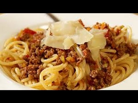 Spaghetti Bolognese Cooked For Thanks Giving Day | Recipes By Chef Ricardo | Chef Ricardo Cooking