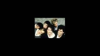 The Cure - Friday I'm In Love (1992)     1111