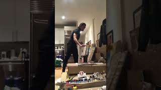 New York City Pop Artist Sean Go Painting Jackets Sean Go Art, Filipino Artist In New York City Resimi