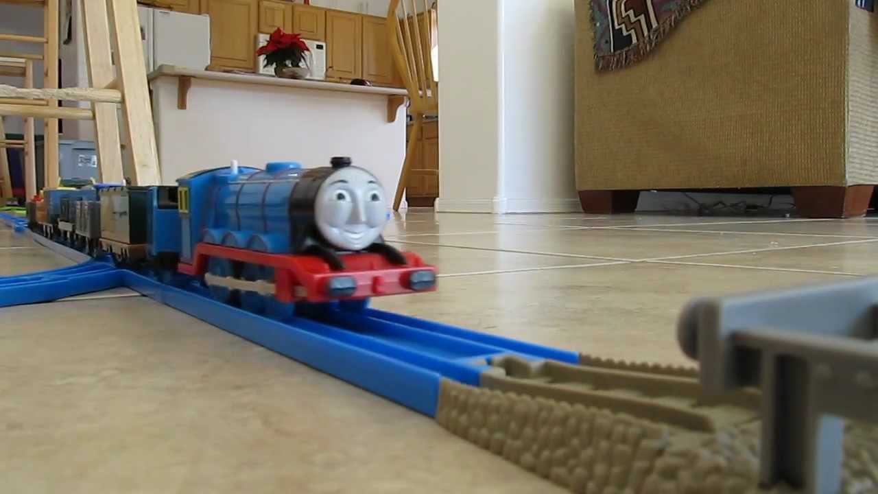 Gordon buffer crash 4 Thomas the tank engine YouTube