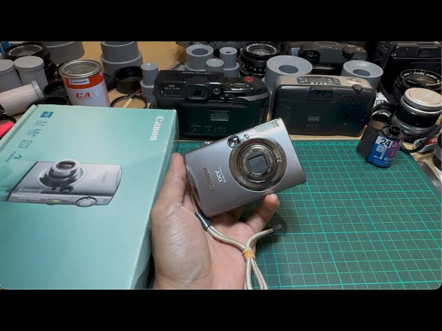 Canon IXY 900IS　デジタルカメラ　ジャンク品 ☆ジャンク品☆Canon IXY 900IS デジタルカメラ 充電器セット