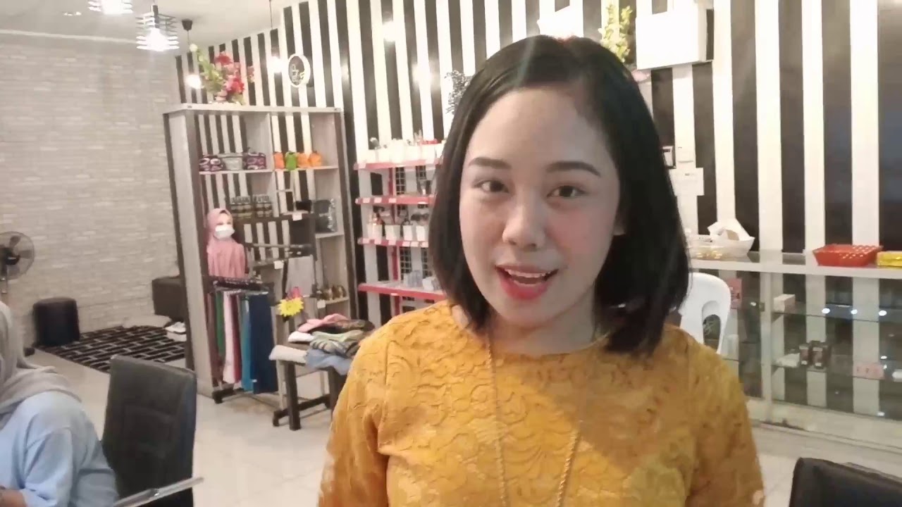 wanita - YouTube