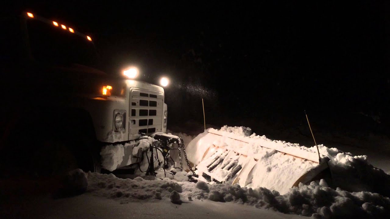 Storm Jonas Snow plowing in Oakton VA - YouTube