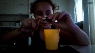 Better way of eating oreos!(No more messy fingers)