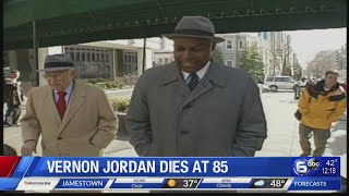 Vernon Jordan, civil rights activist, former Clinton advisor, dies at 85