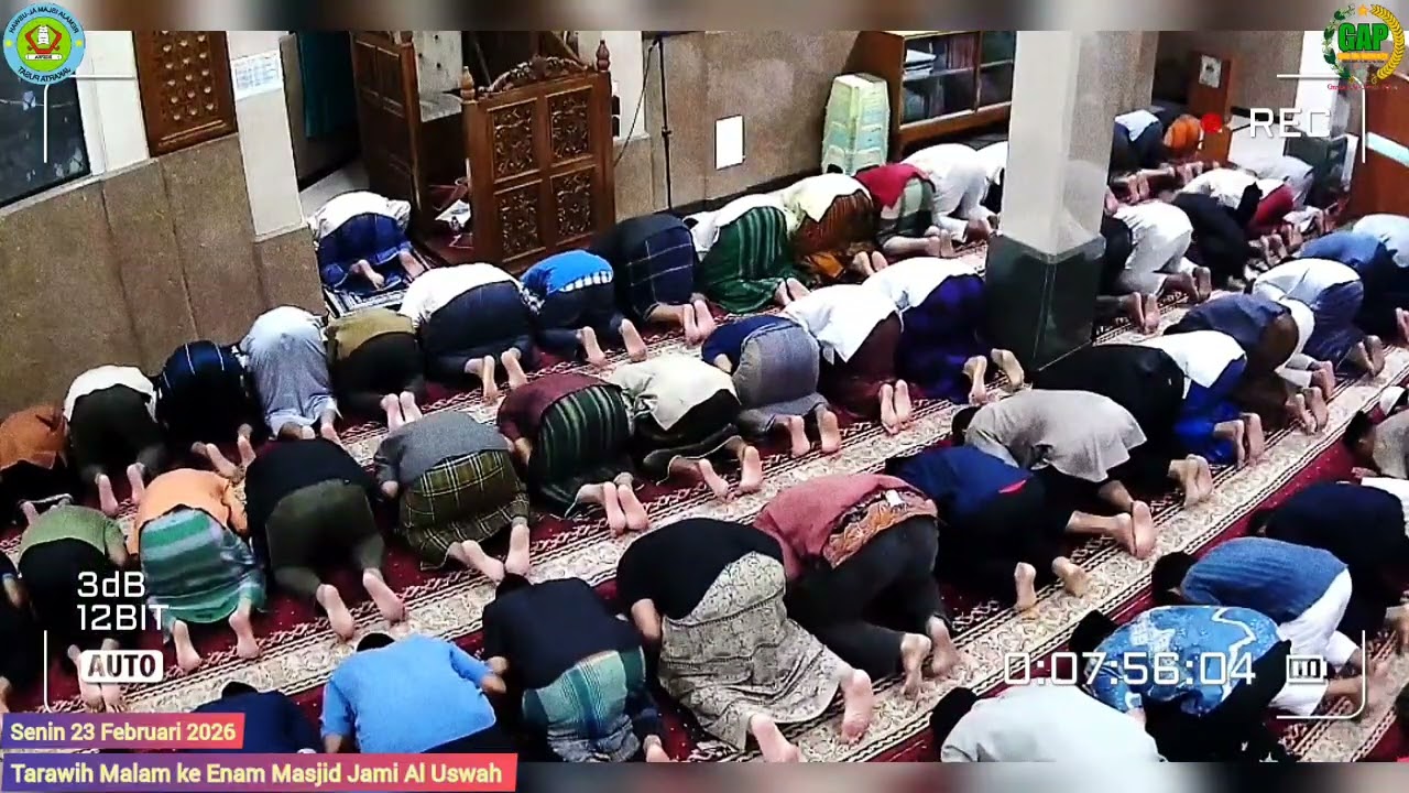 Tarawih Malam ke Enam Masjid Jami Al Uswah 