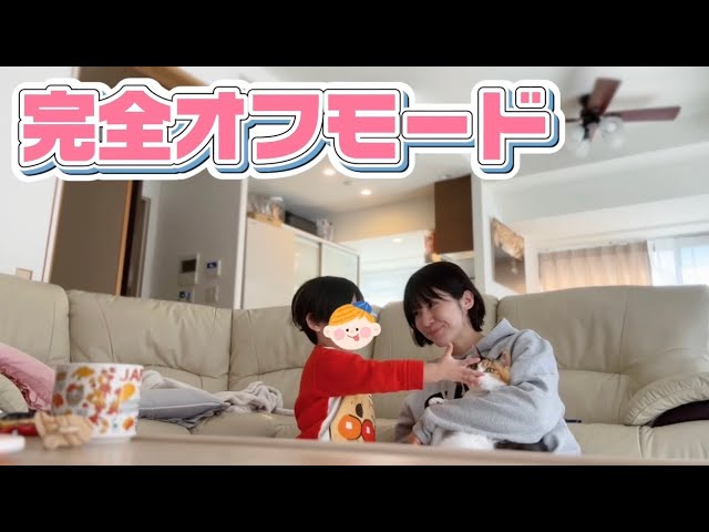 2児のまま 753の撮影 だいすきなママのほっぺにちゅー！ かわいいキスマークが スケートボード