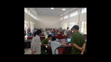 Chỉ thu phí làm CCCD là 15.000đ và không bắt buộc người dân dùng dịch vụ ship hàng của bưu điện