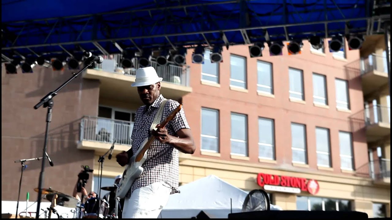 Rick Rushing and the Blues Strangers play Riverbend 2011 - YouTube