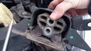 видео: Как заменить левую подушку двигателя Киа Рио 4замена подушки картинка: Как заменить левую подушку двигателя Киа Рио 4замена подушки