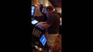 Hazard Con 2017 Arcade - jubeat Qubell