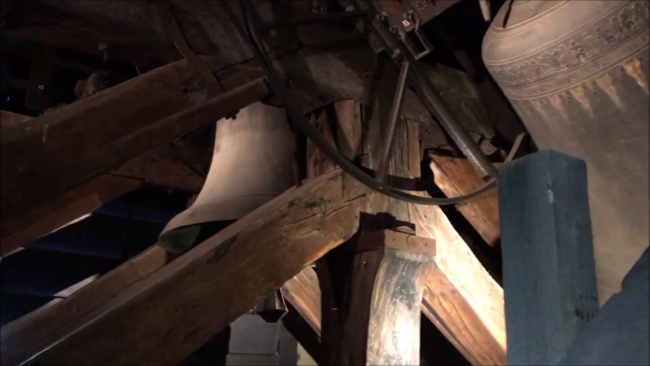 Bern, Münster, Pariturläuten zu Neujahr