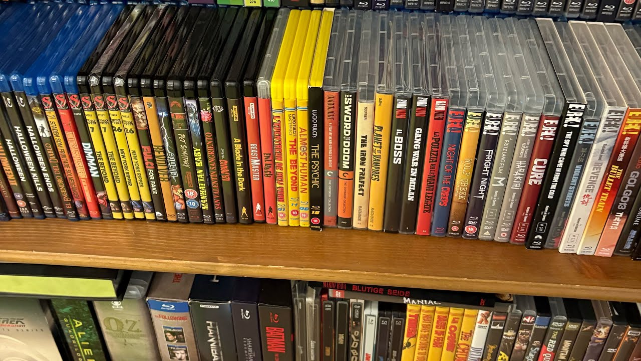 Приобретение фильмов (Blu-ray, DVD и комиксы)