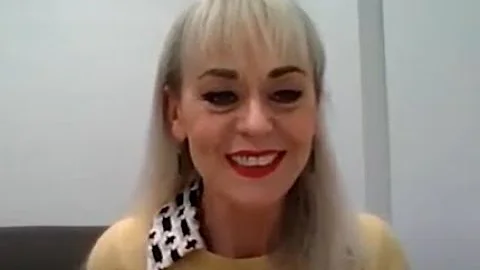 Tracie Bennett ('Hangmen') on the demands of playi...