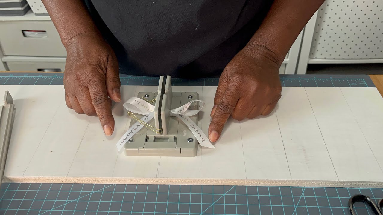 Mini Bowdabra Tutorial (Favor Ribbons)