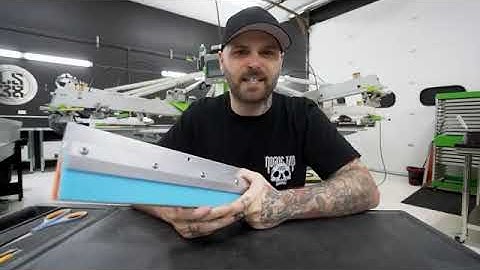 Double Blade Squeegee Review from Monument Limited/The Print Life