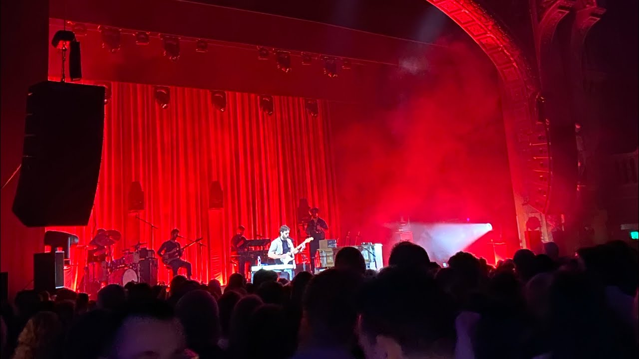 matt-corby-everything-s-fine-tour-the-forum-youtube