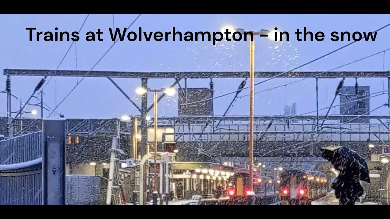 Trains At Wolverhampton - in the snow - YouTube
