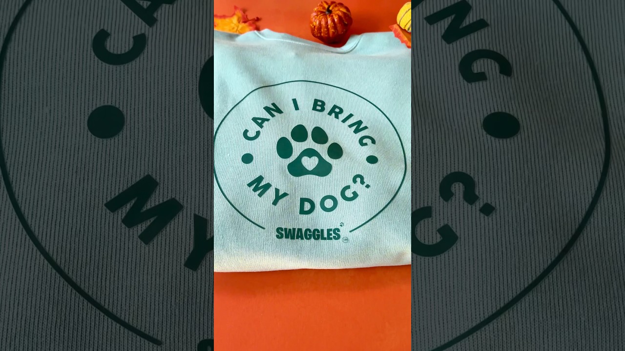 💚 Monochromatic, Green on Green sweatshirts for dog lovers! 