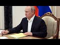 Ligne directe avec le président russe : Vladimir Poutine répond aux questions de ses concitoyens