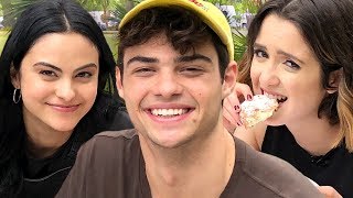 Noah Centineo answers your dating questions | Mukbang Q&A with the cast of The Perfect Date!