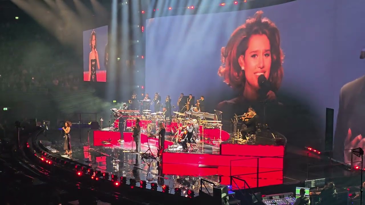 RAYE - THIS TOUR MAY CONTAIN NEW MUSIC Part36 #raye #ziggodome #28Jan2026