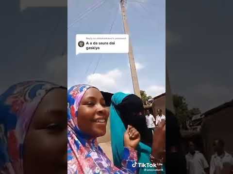 Kalli Wata Budurwa Ta Balaga