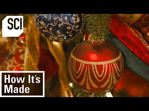 Video How It's Made: Glass Christmas Ornaments