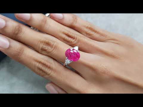 Neon pink Mahenge spinel in oval cut 6.06 ct, Tanzania Video  № 3