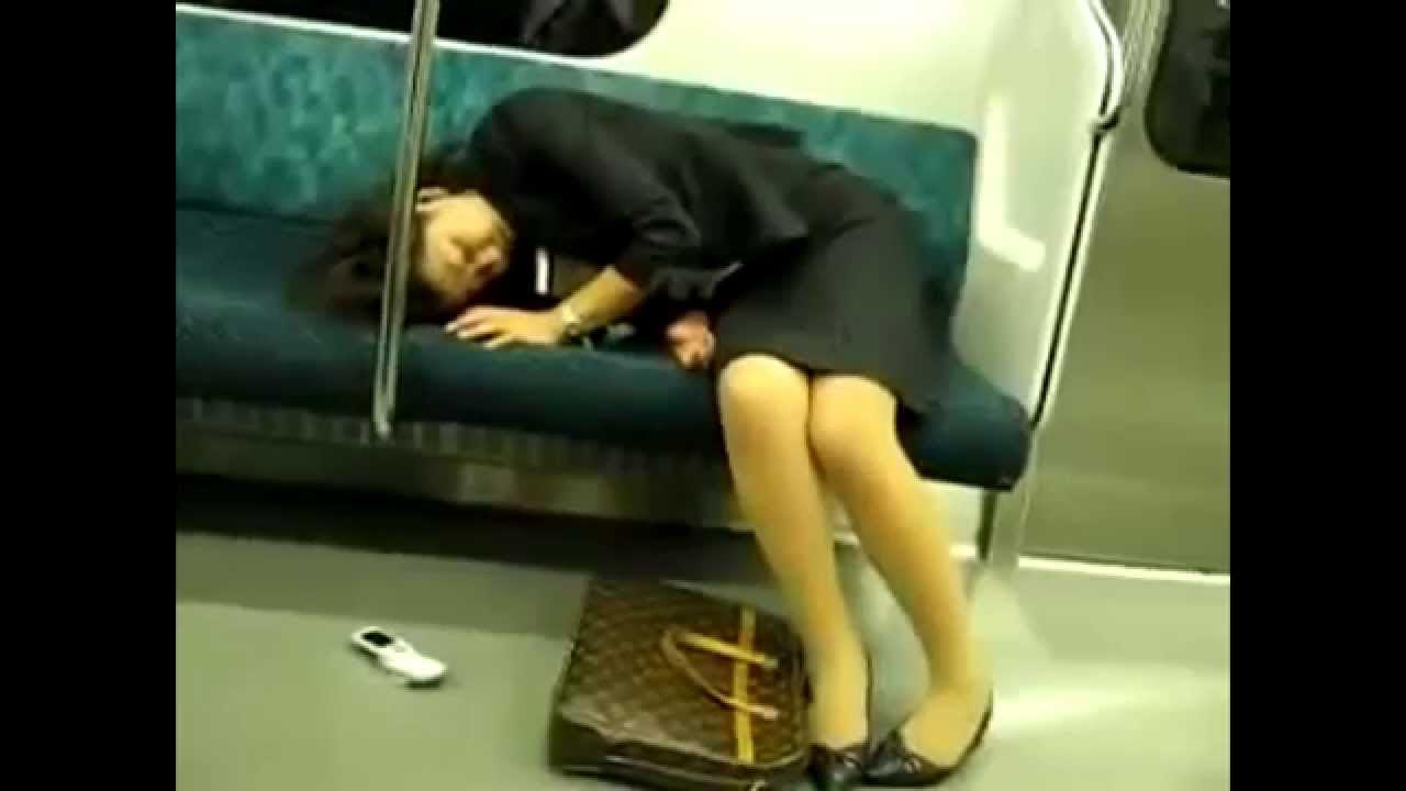 Пьяную японочку. Корейская вечеринка в клубе. Пьяную японочку. Пьяные японцы на улицах. Пьяные китайские женщины.