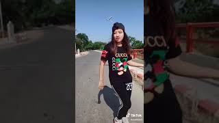 gái xinh thái lan nhảy tiktok. \