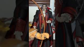 Belmont vs Dracula Statue Showdown in 4K #Castlevania #Dracula #statue
