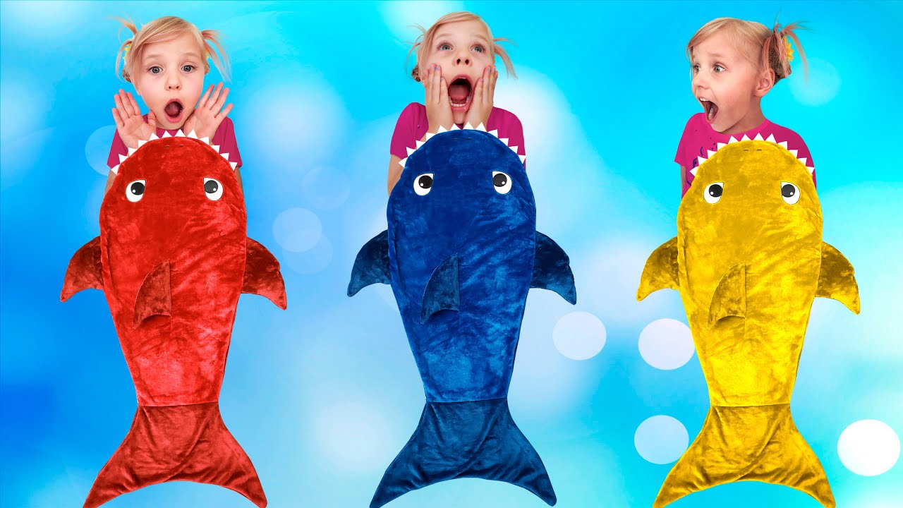 Sharks Family pretend play Halloween | Baby Shark | Kids Songs | Super Simple Songs